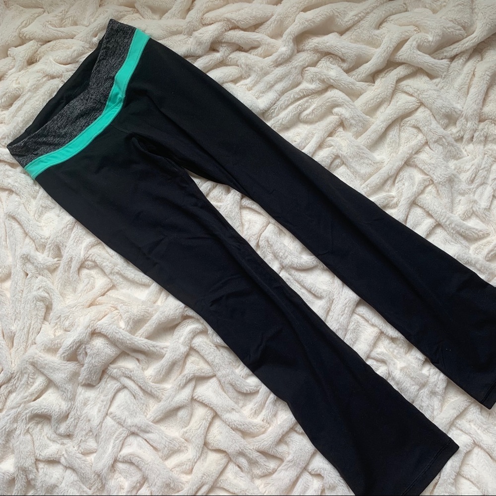 Victoria’s Secret Yoga Pants
